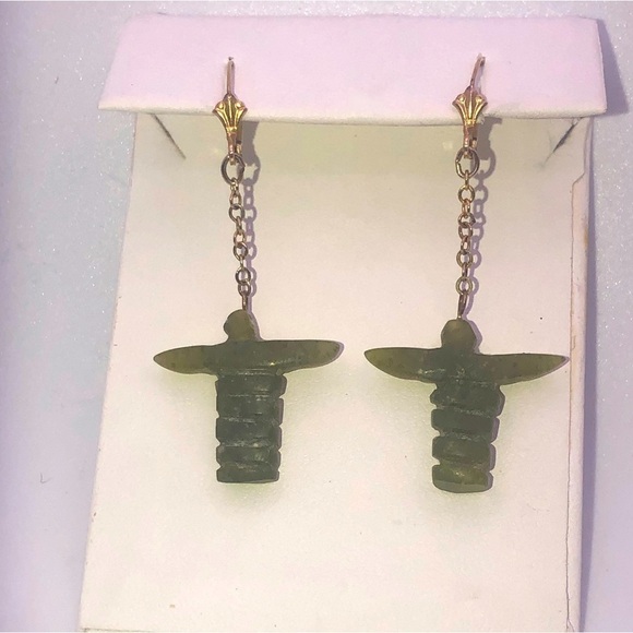 VTG 14k Gold & BC Canadian Nephrite Jade Inukshuk Totem Dangle Earrings 2.1” - Picture 3 of 6